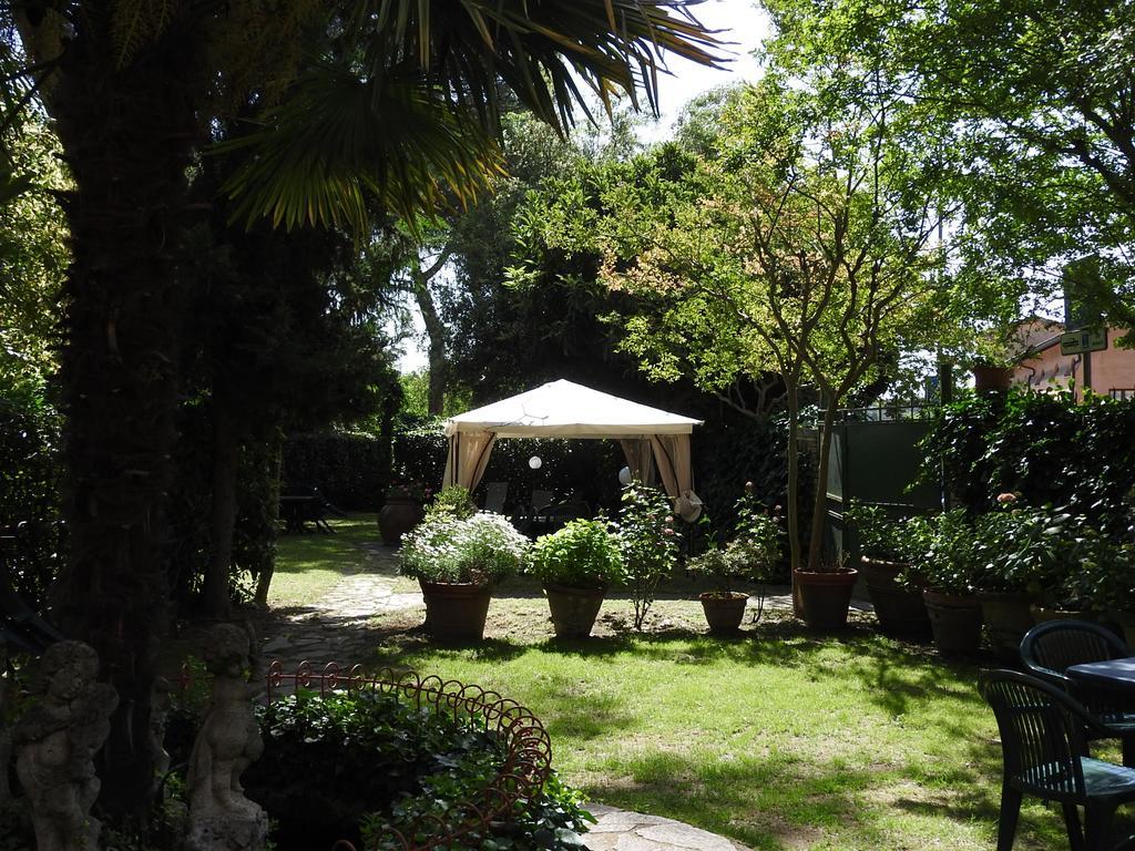 Hotel Moderno Siena Esterno foto
