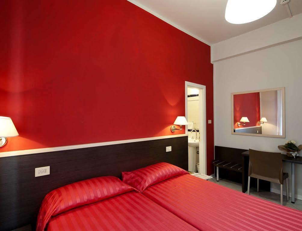 Hotel Moderno Siena Esterno foto