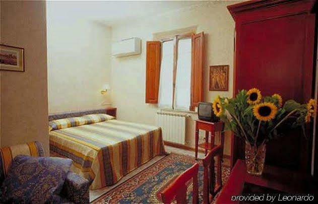Hotel Moderno Siena Esterno foto